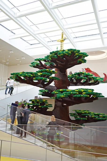 HighRes_LEGO-HOUSE-Tree-of-Creativity