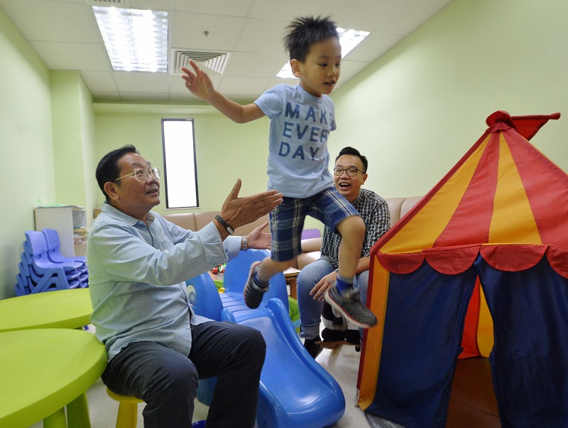 虎父無犬子 朱子穎校長的父子情 我是爸爸的copy 生活熱話